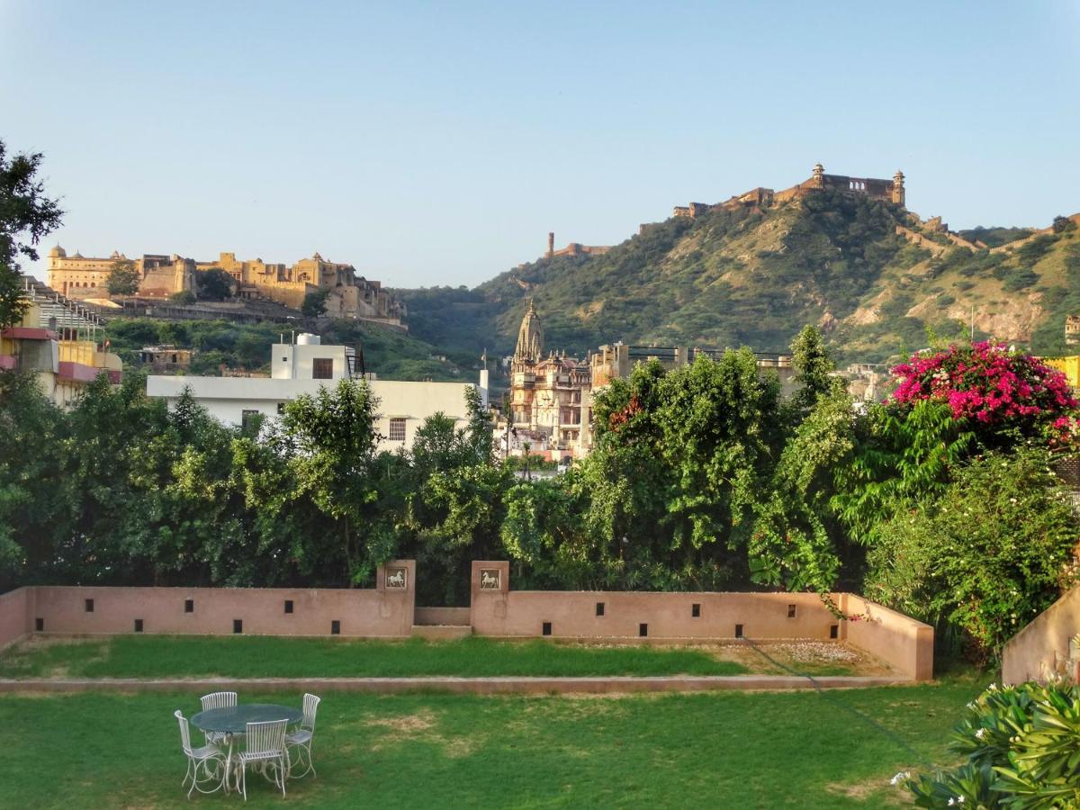 Adhbhut Hotel Jaipur Exterior photo
