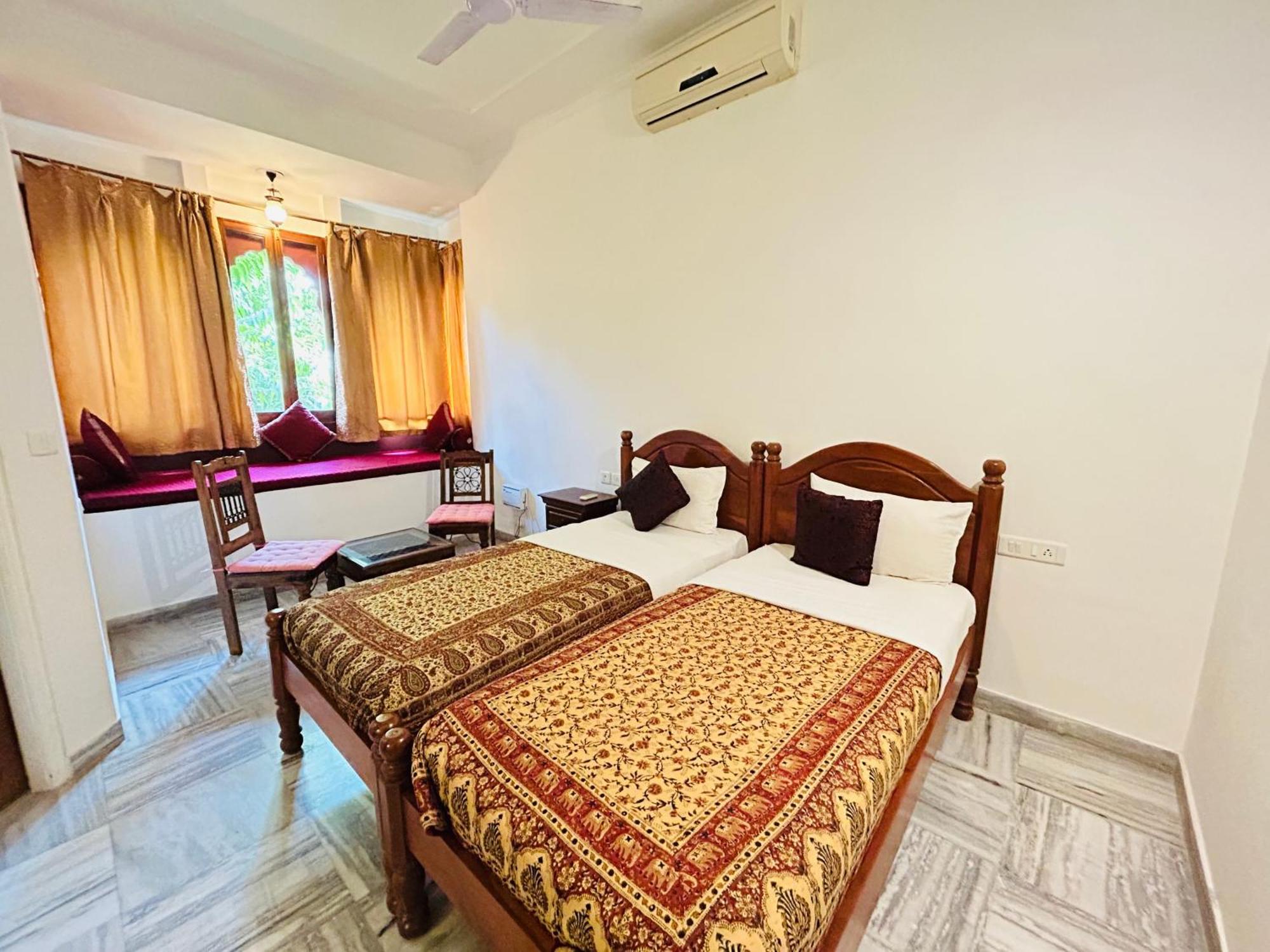Adhbhut Hotel Jaipur Exterior photo