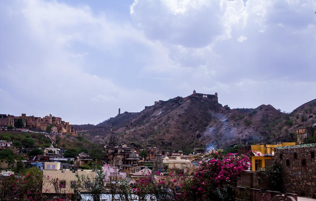 Adhbhut Hotel Jaipur Exterior photo
